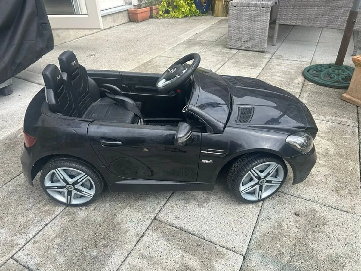 Kids Ride On Car Black - Image 1
