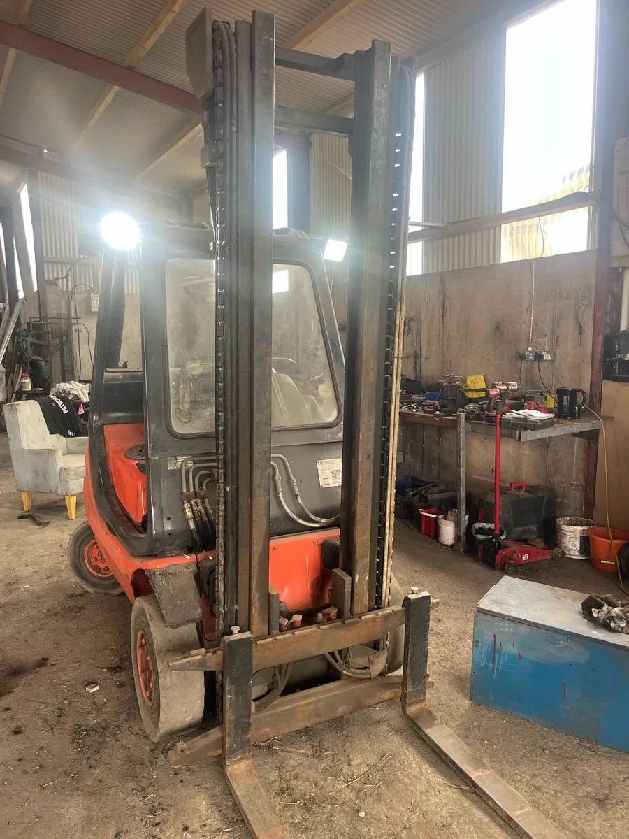 Linde forklift - Image 3