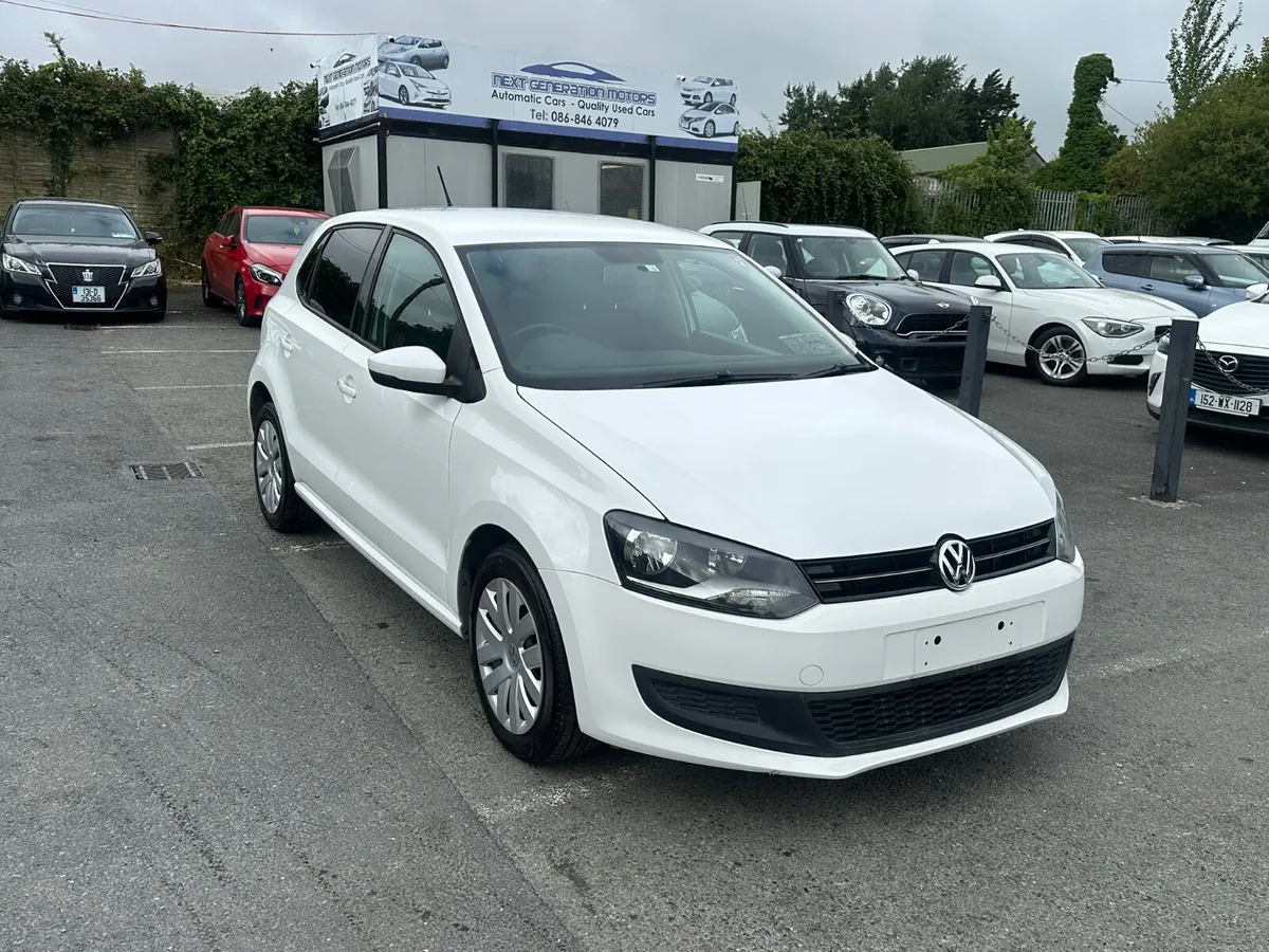Volkswagen Polo 2014 with CarPlay - Image 1
