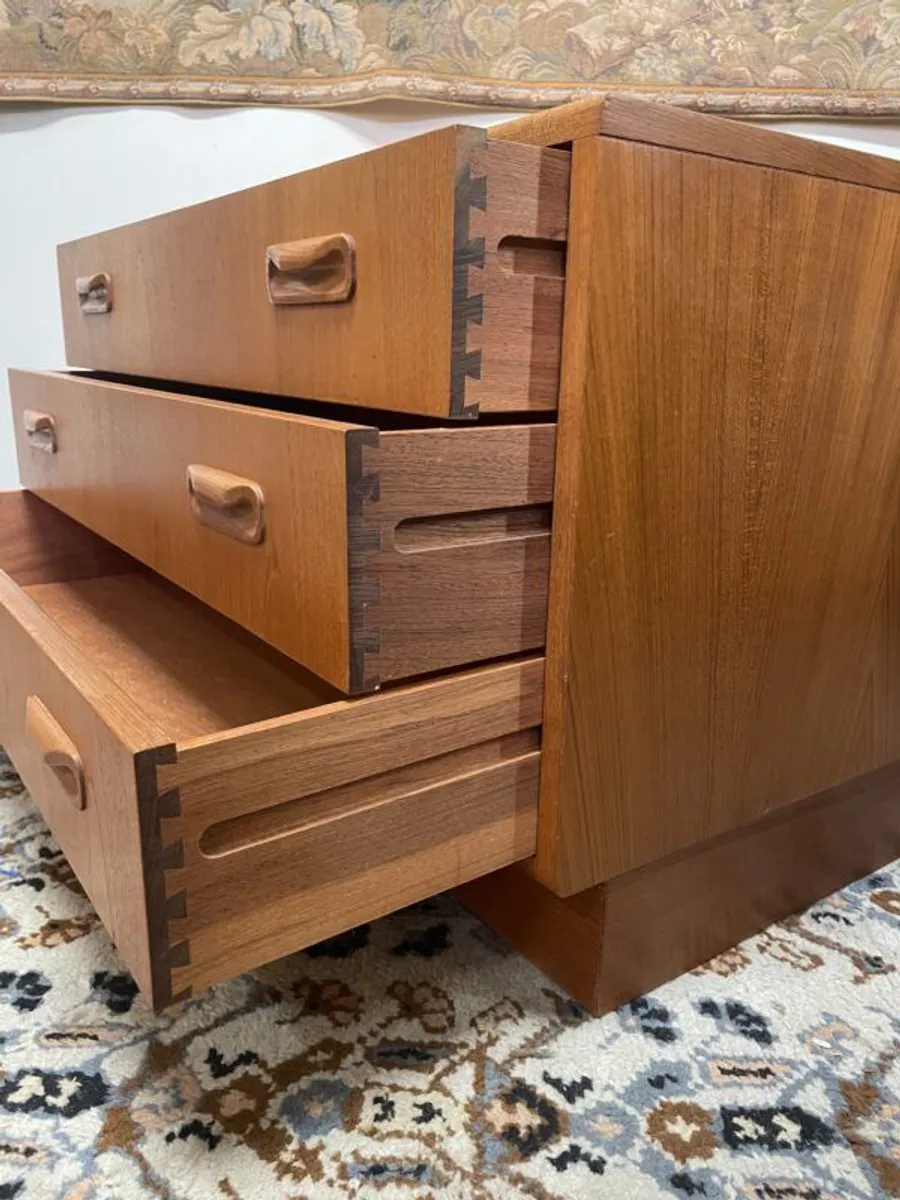 Mid-Century G Plan Fresco Chest of Drawers, c.1960 - Image 3