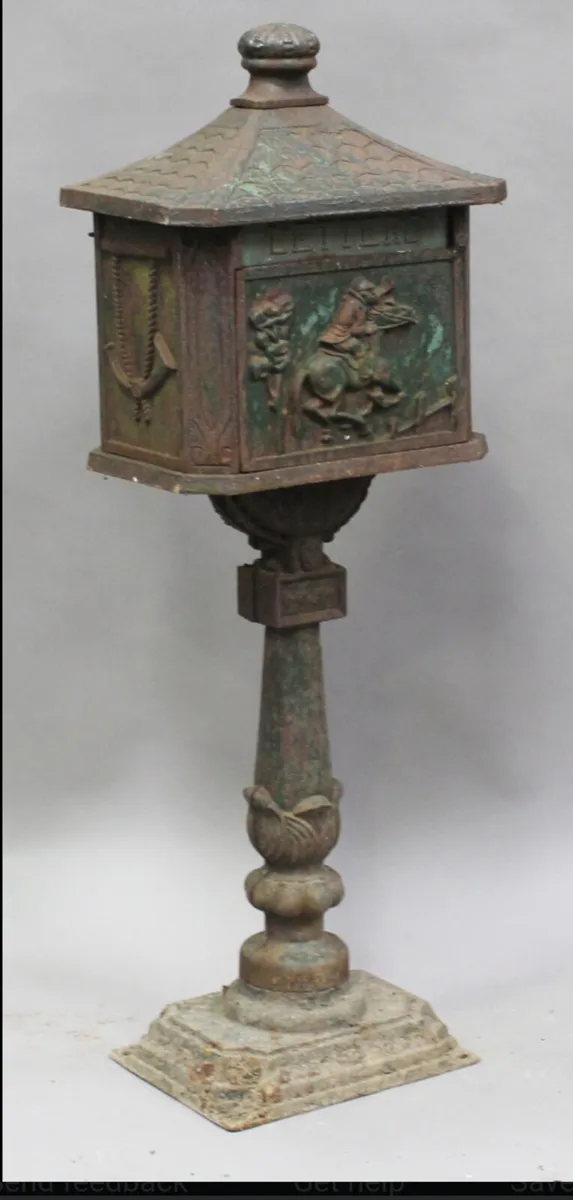 CAST IRON POST BOX - Image 1