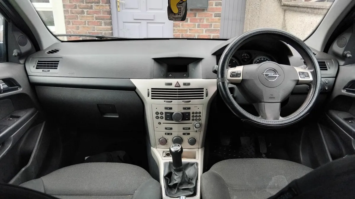 Opel Astra 2007 - Image 4