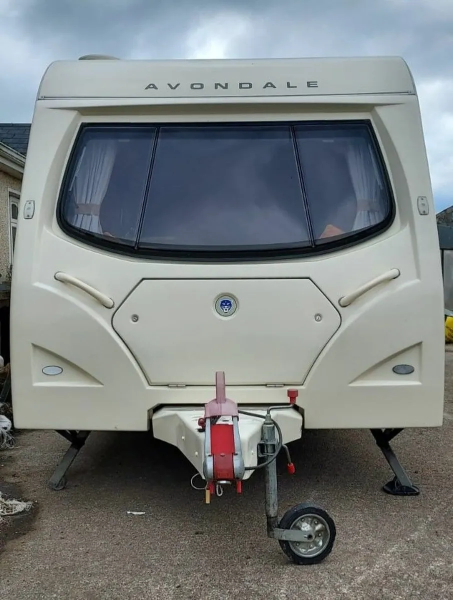 Avondale Dart 470 Caravan - Image 2
