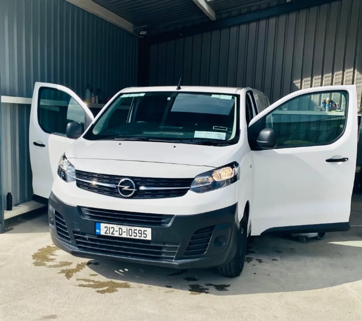 Opel Vivaro 2021 - Image 1