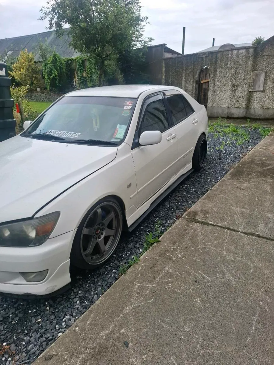 Toyota altezza - Image 2