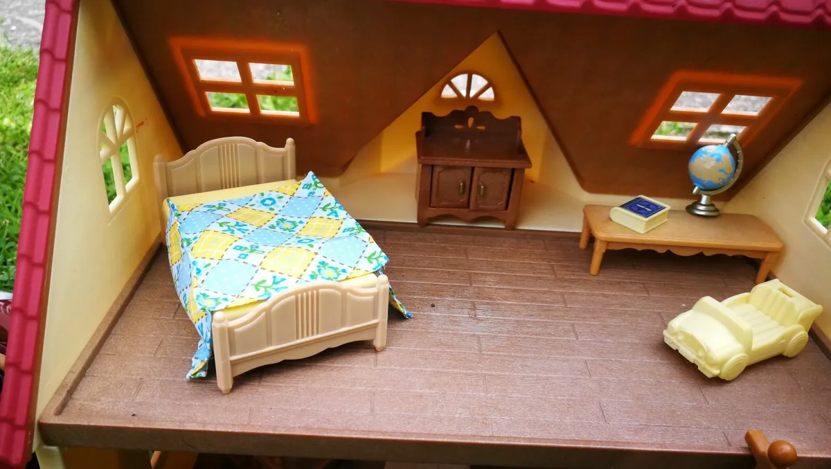 Toys - Image 4