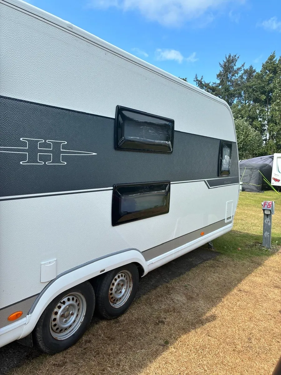 2015 Hobby prestige 720 UK FE Caravan - Image 3
