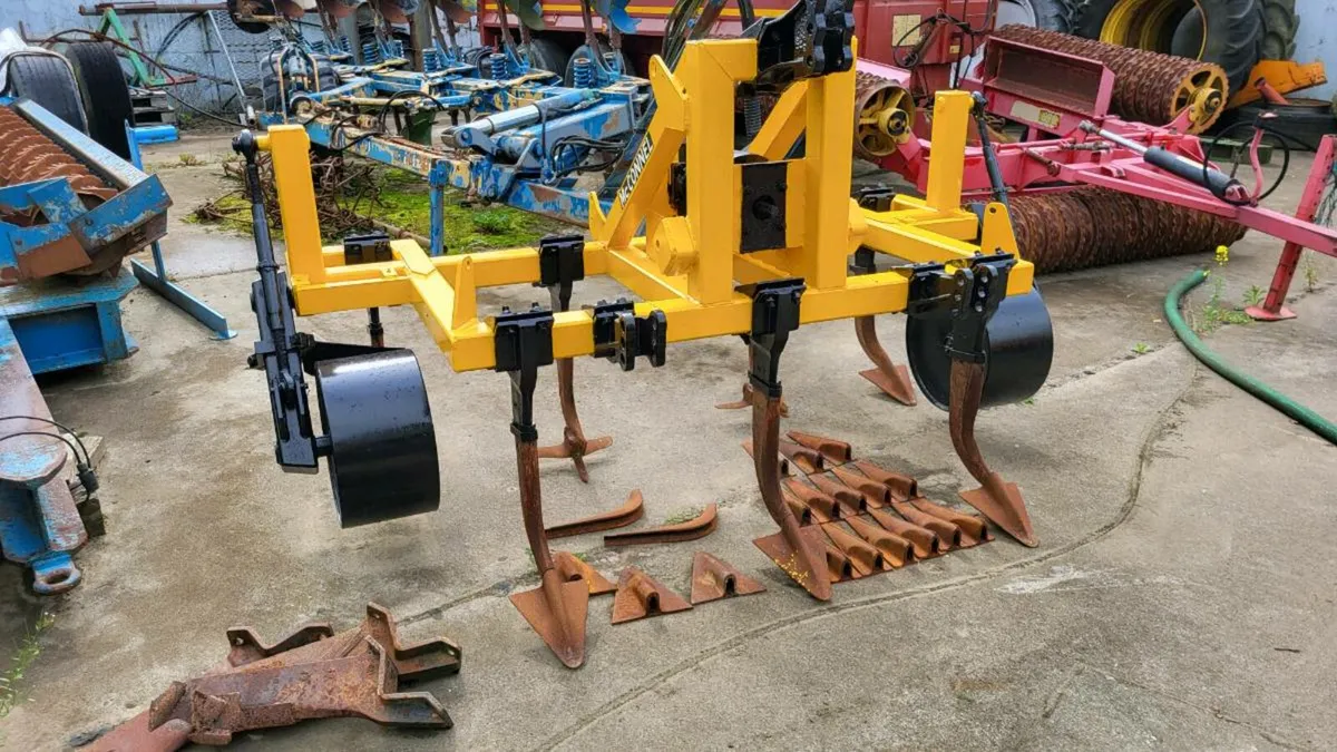 McCONNEL shakearator grubber. - Image 2
