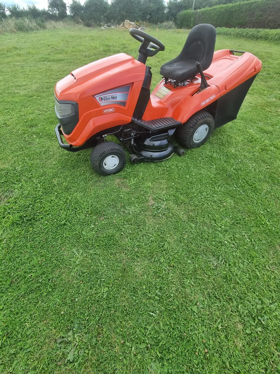Oleo.mac ride on mower for sale - Image 1