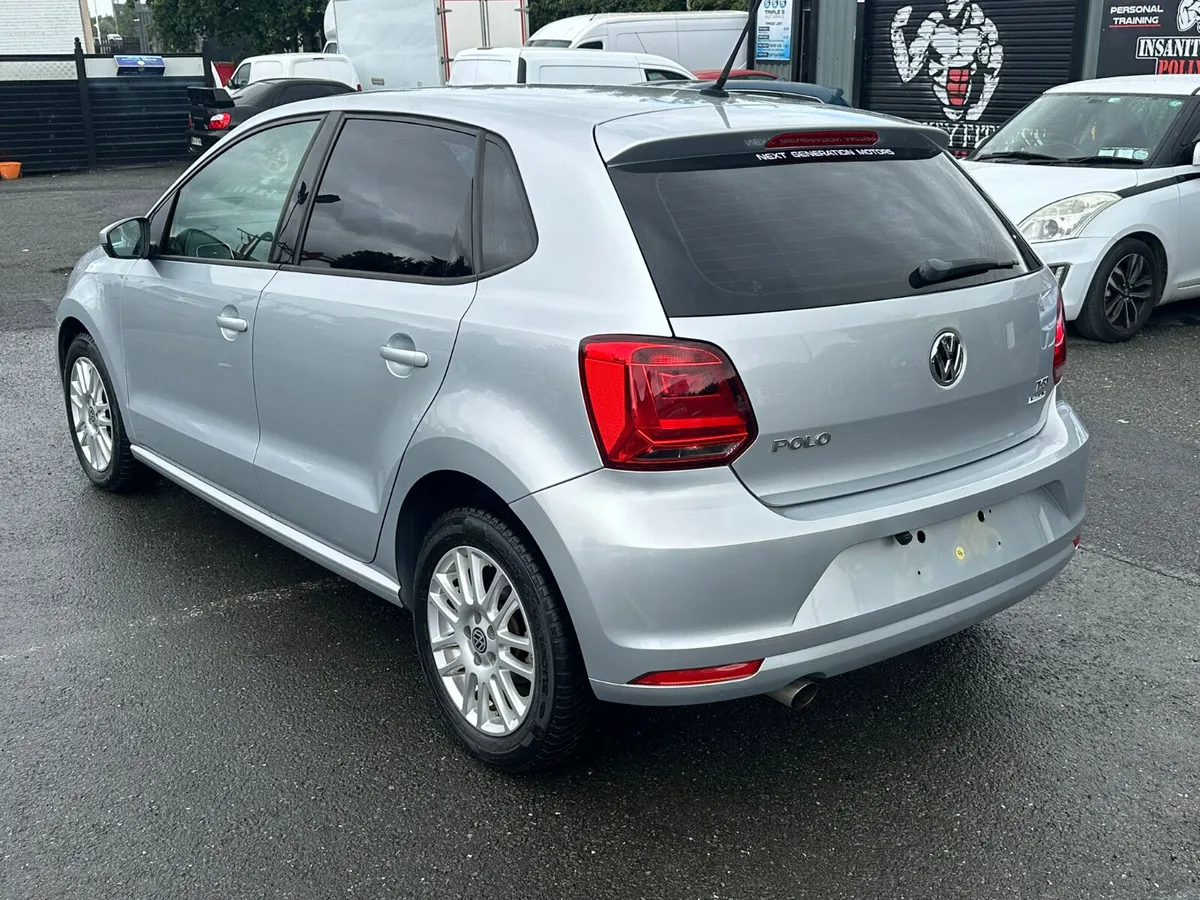 Volkswagen Polo 2014 LOW MILES FULL OPTION - Image 4