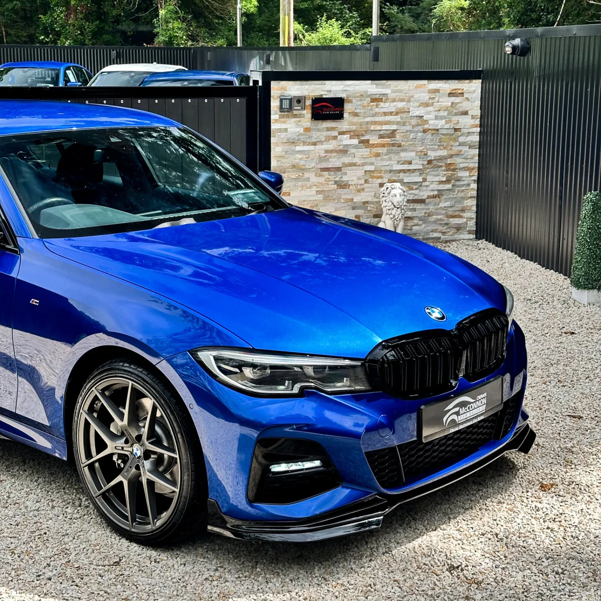 2020 (201)  BMW 330e M-SPORT  290BHP - Image 2