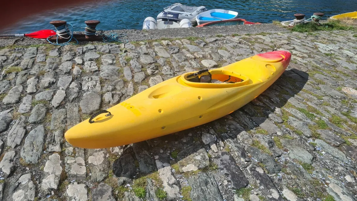 Kayak - Image 4
