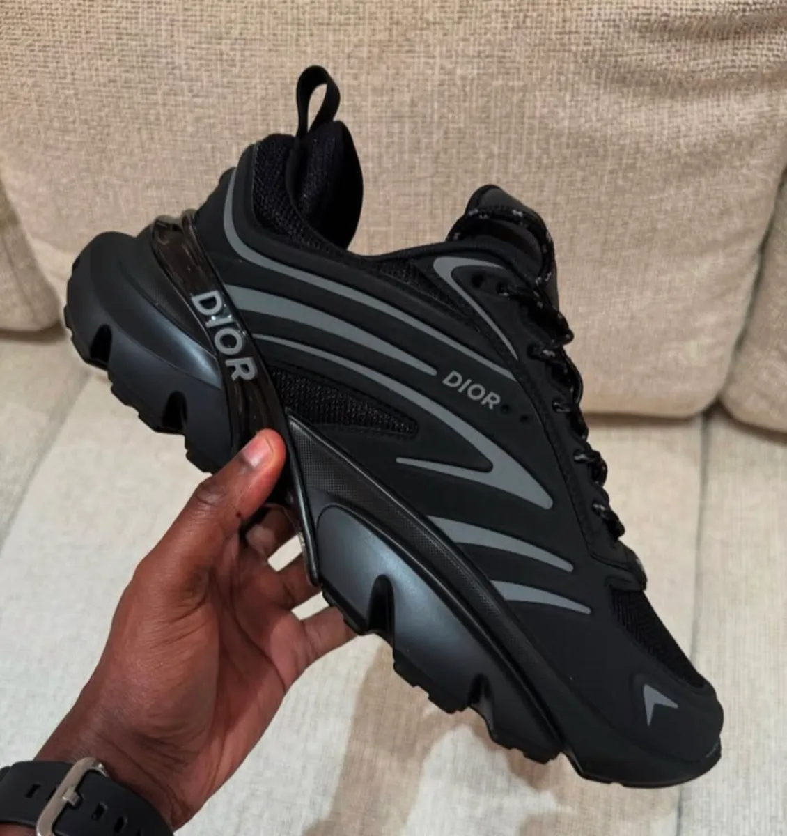 Brand new Dior b44 available all sizes in stock - Image 2