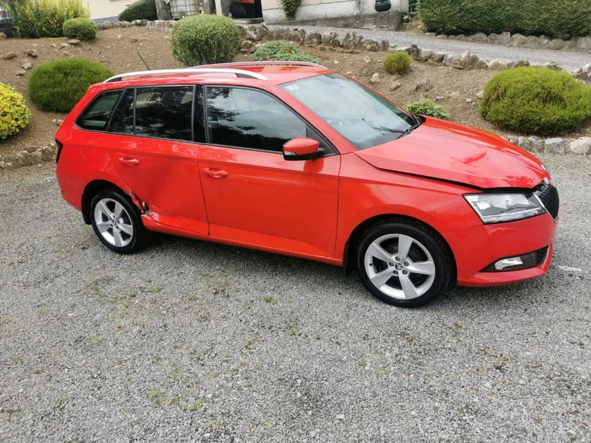 191 Skoda Fabia 1.2 Petrol 25kms - Image 1