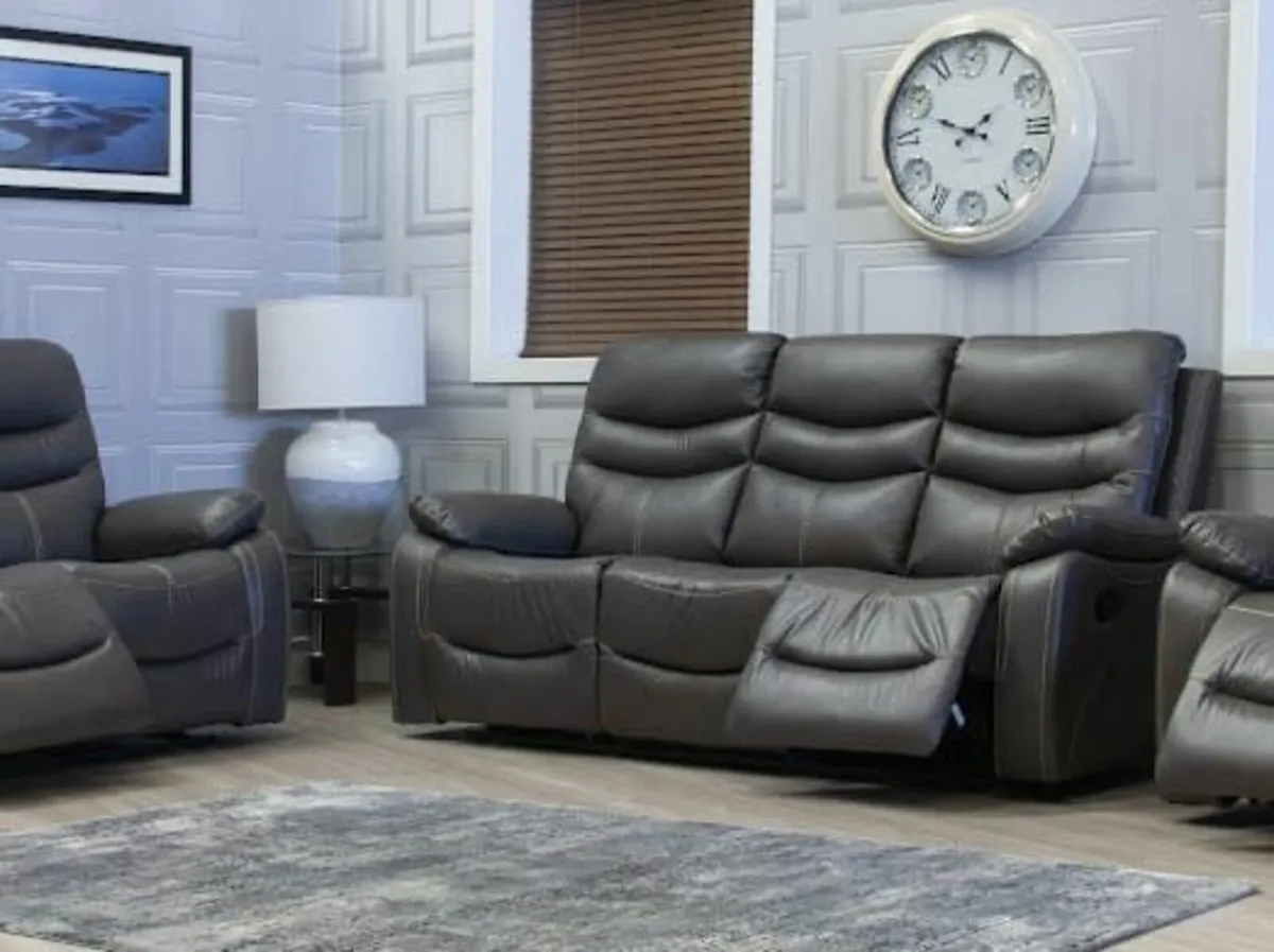 Porter recliners - Image 3