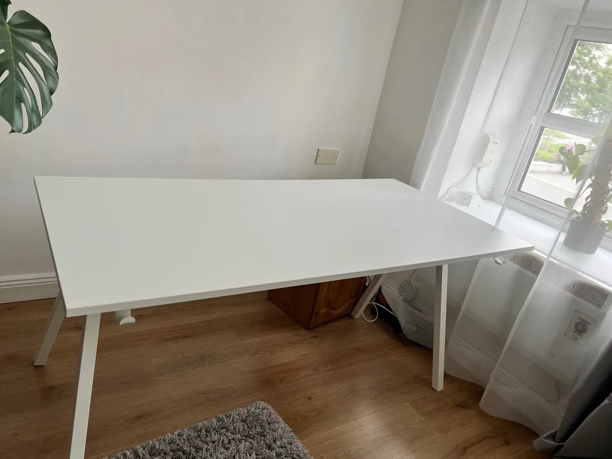 Desk - Image 3