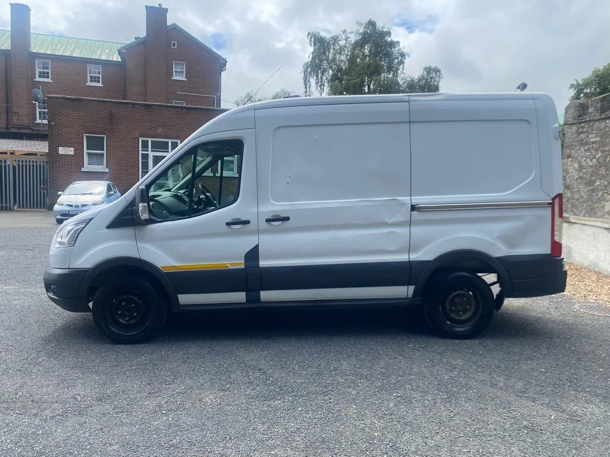 Ford Transit Trend 350 mwb *rear inverter system* - Image 4