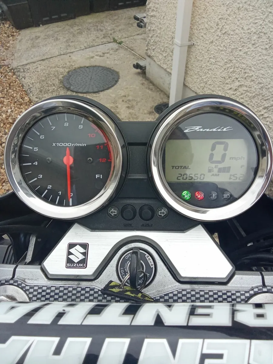 SUZUKI GSF 1250 BANDIT - Image 4