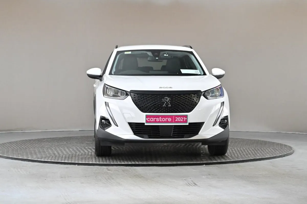 Peugeot 2008 1.2 Puretech 100bhp Allure alloys pr - Image 2
