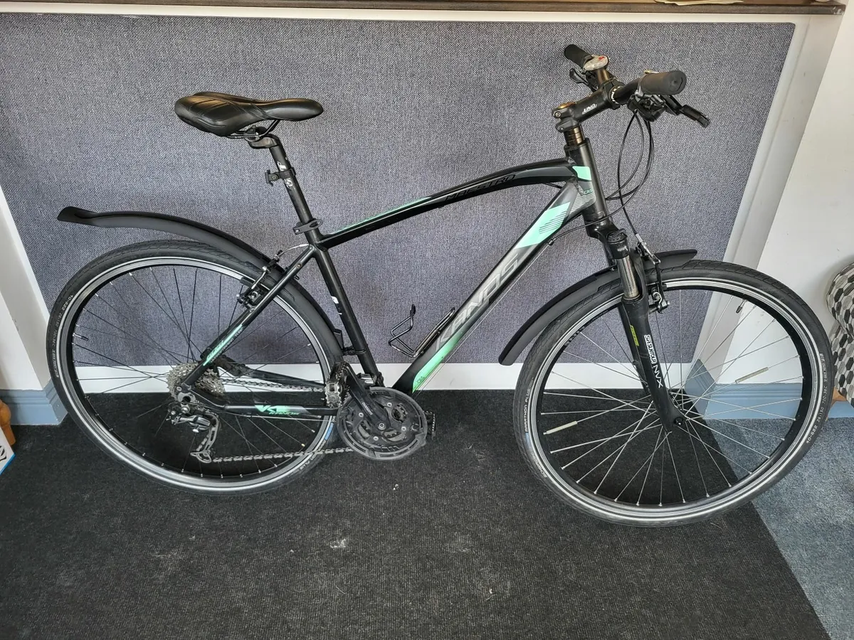 Hybrid bike (guarantee) - Image 1
