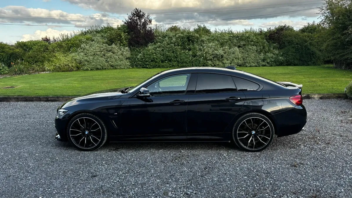 BMW 4-Series 2019 - Image 2