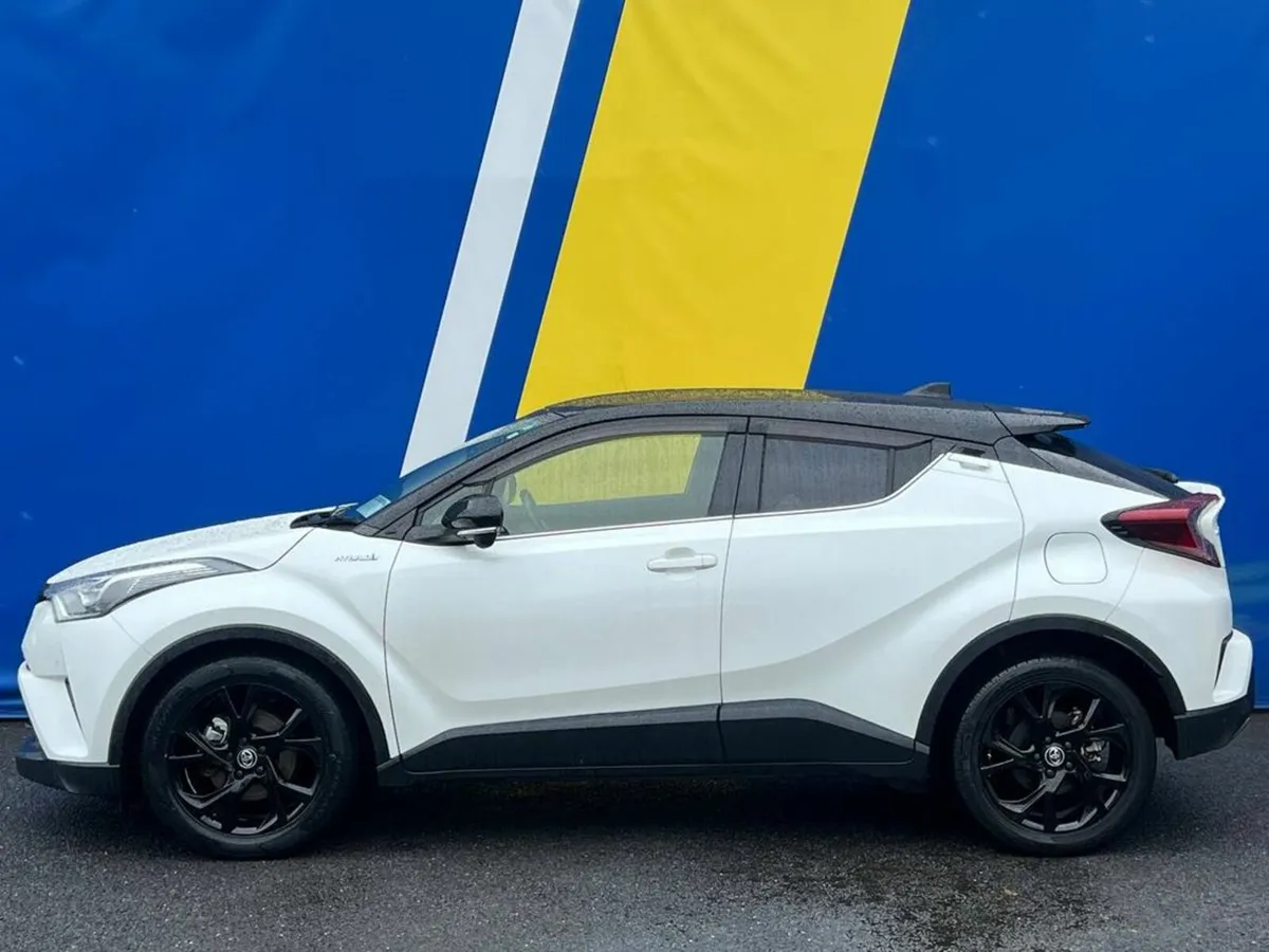 Toyota C-HR 1.8 HYBRID AUTO // 2 YEAR NCT // 18" A - Image 3