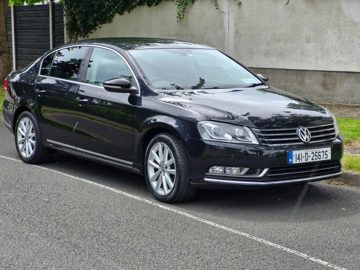 Volkswagen Passat Highline 1.6 TDI - Low Mileage - Image 1