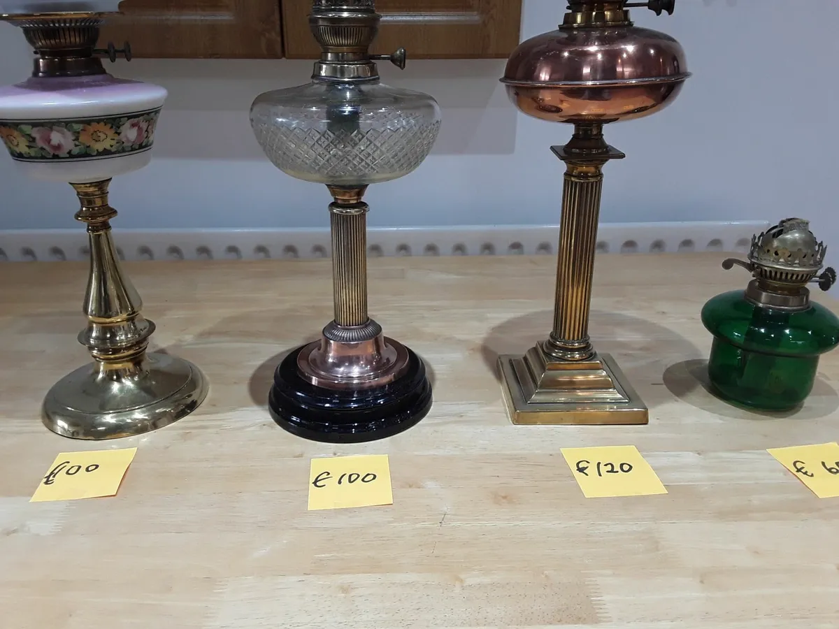 OIL  LAMPS. - Image 1