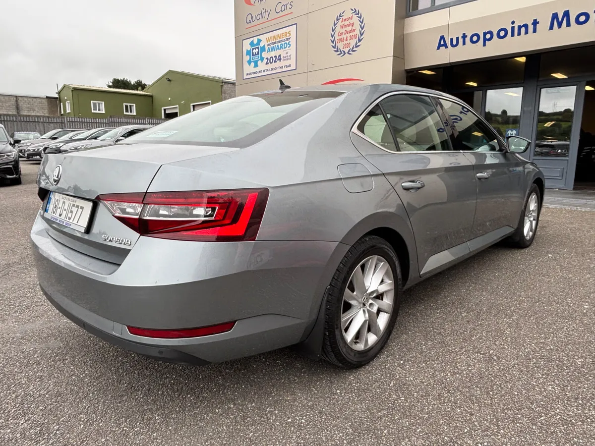 1.6 TDI STYLE - SAVE  2000eur - Image 3