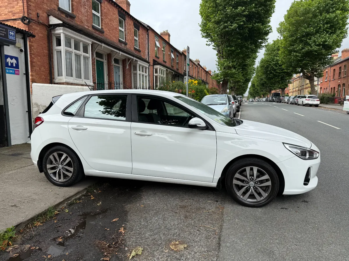 2018 Hyundai i30, 1.4 Petrol Deluxe, 51km! New Nct - Image 4