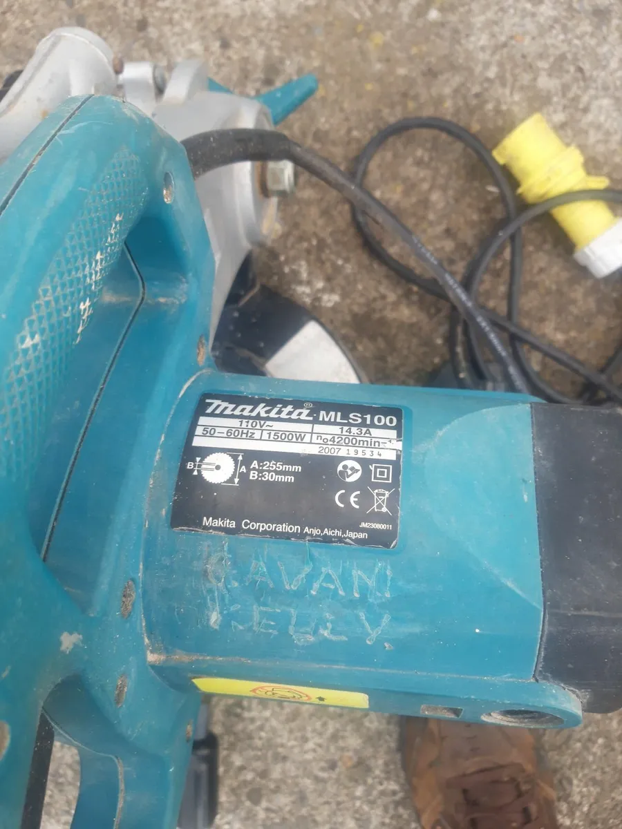 Makita Chop Saw  120v - Image 2