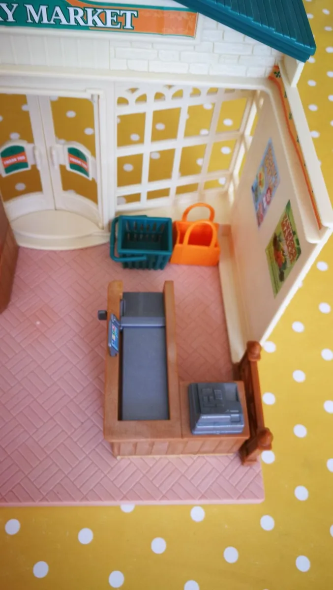 Toy - Image 3