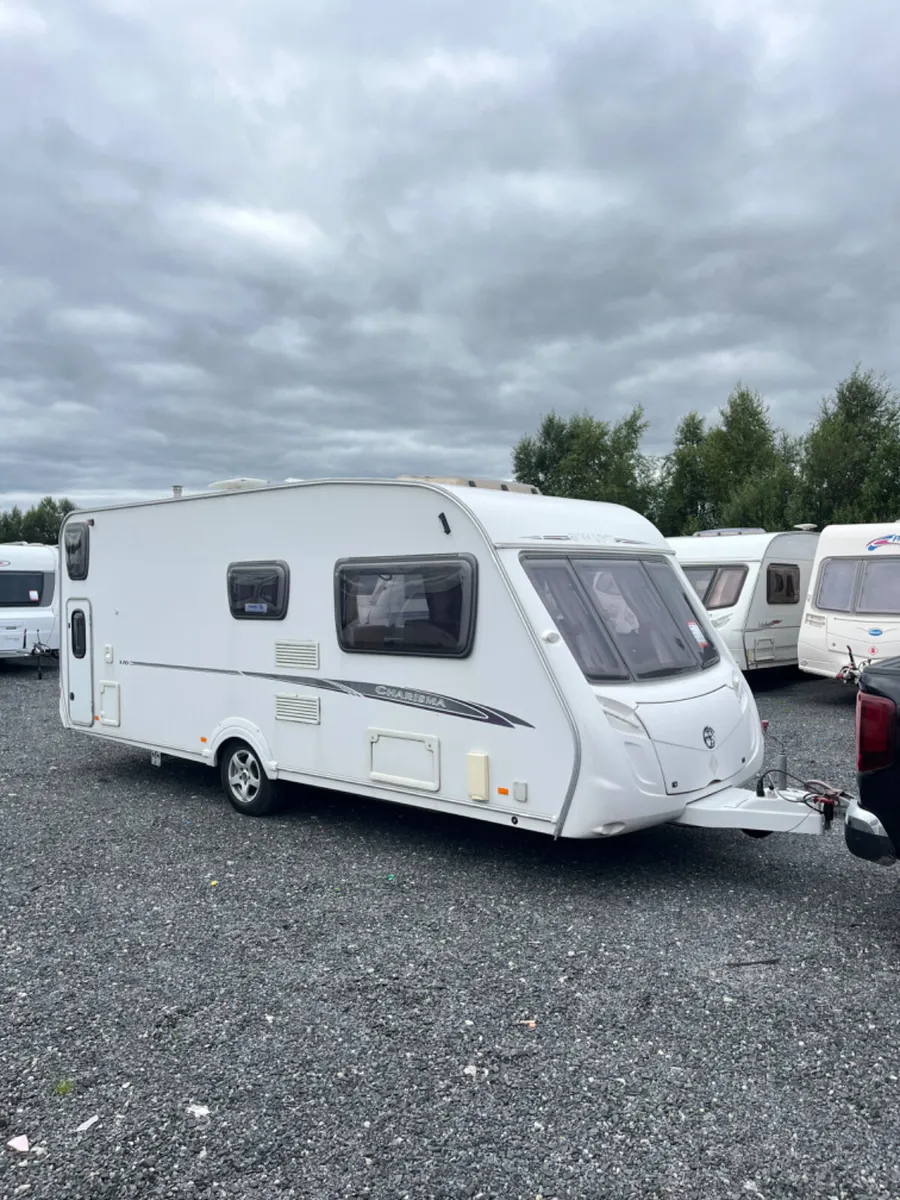 Swift Challenger 6 Berth Fixed Bunkbed Caravan - Image 2