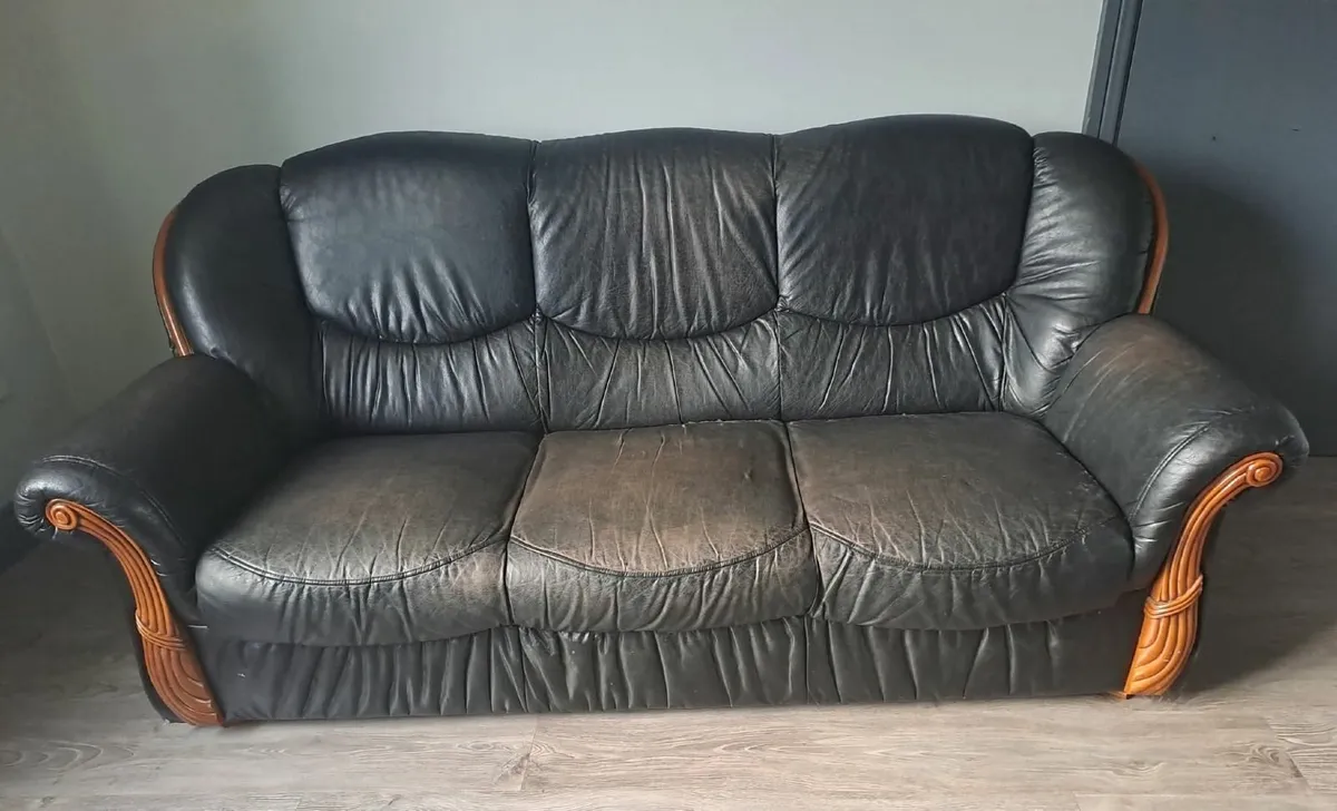 Couch - Image 1