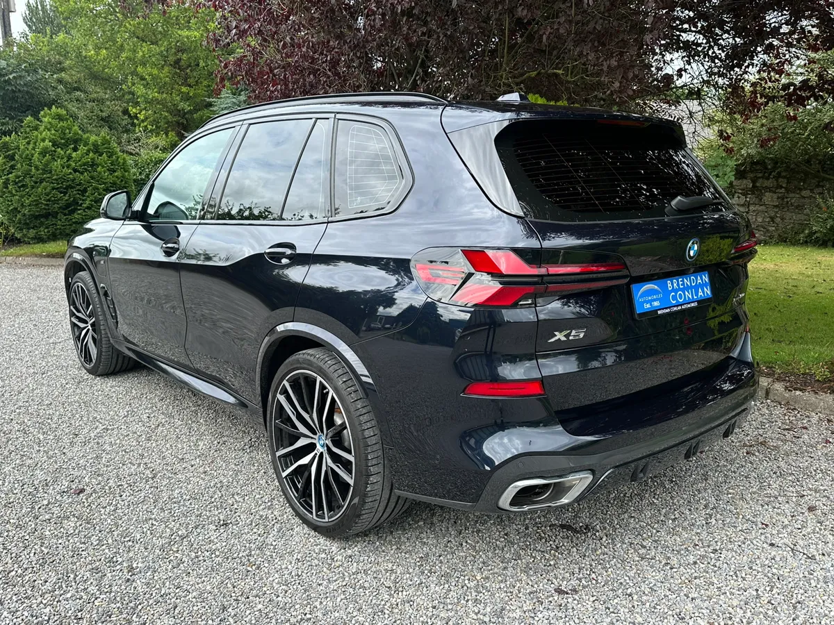 BMW X5 M-Sport 50e X-Drive 22's - Image 4