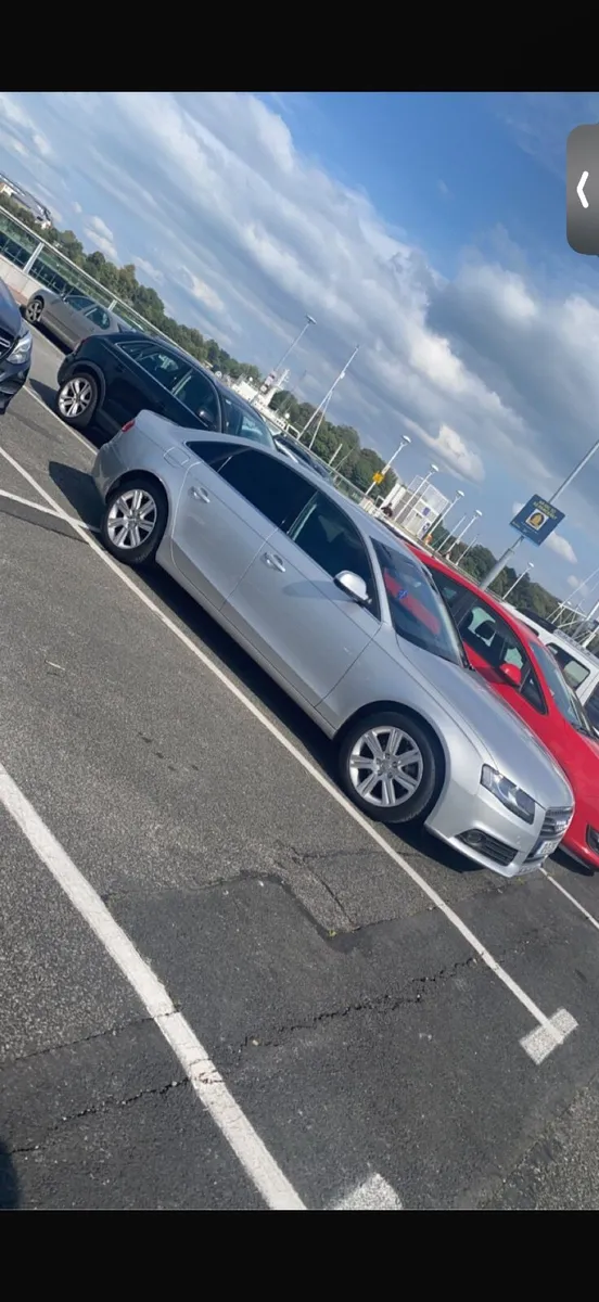 Audi A4 2010 - Image 2