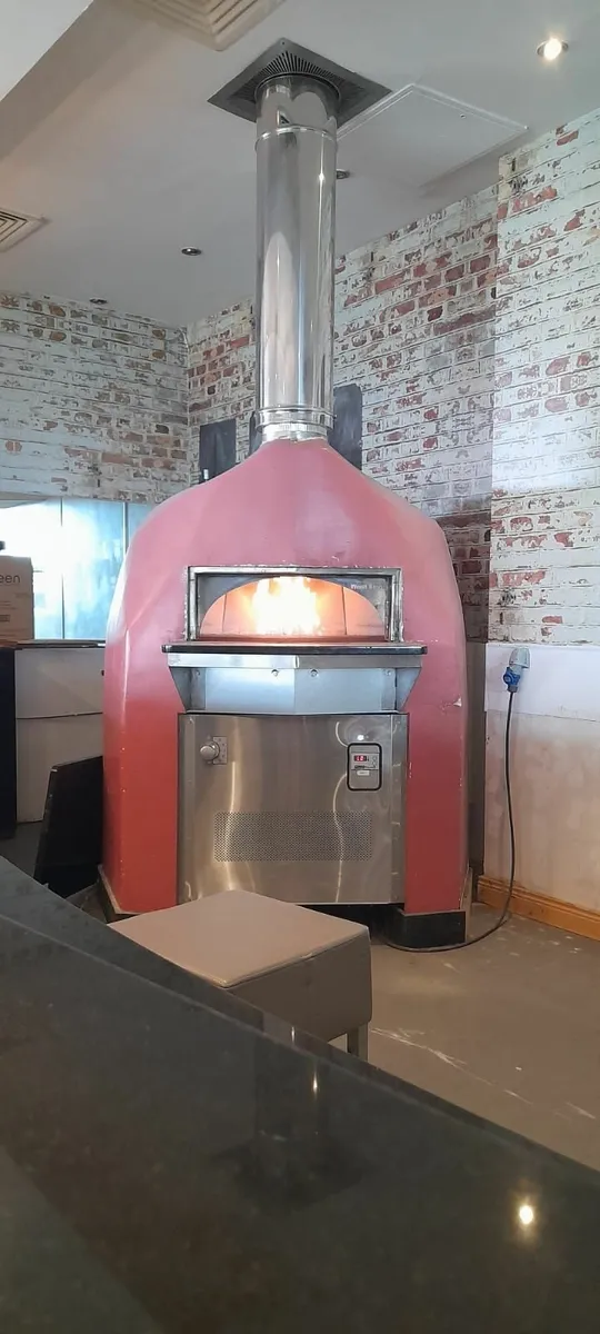 Commercial Pizza Oven - Image 3