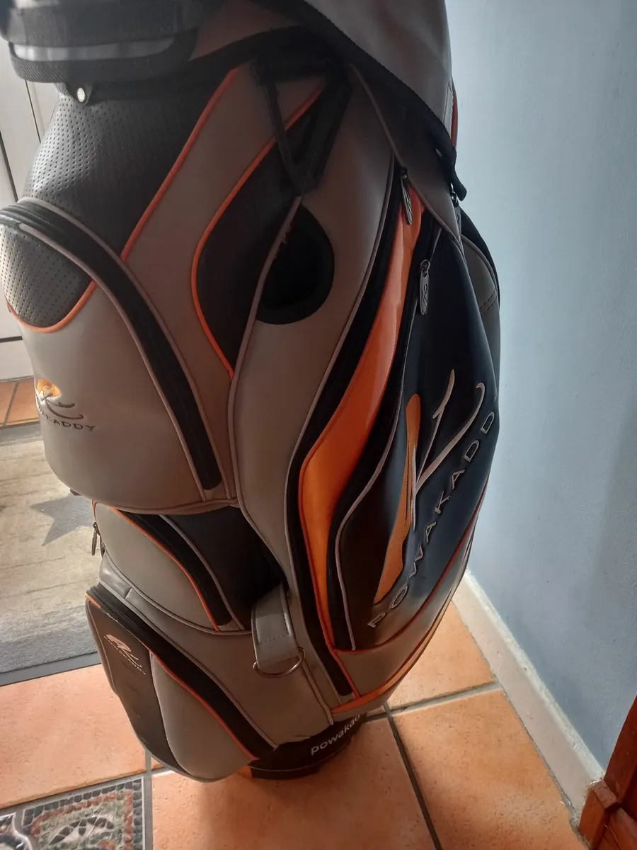 Powakaddy golf bag - Image 4