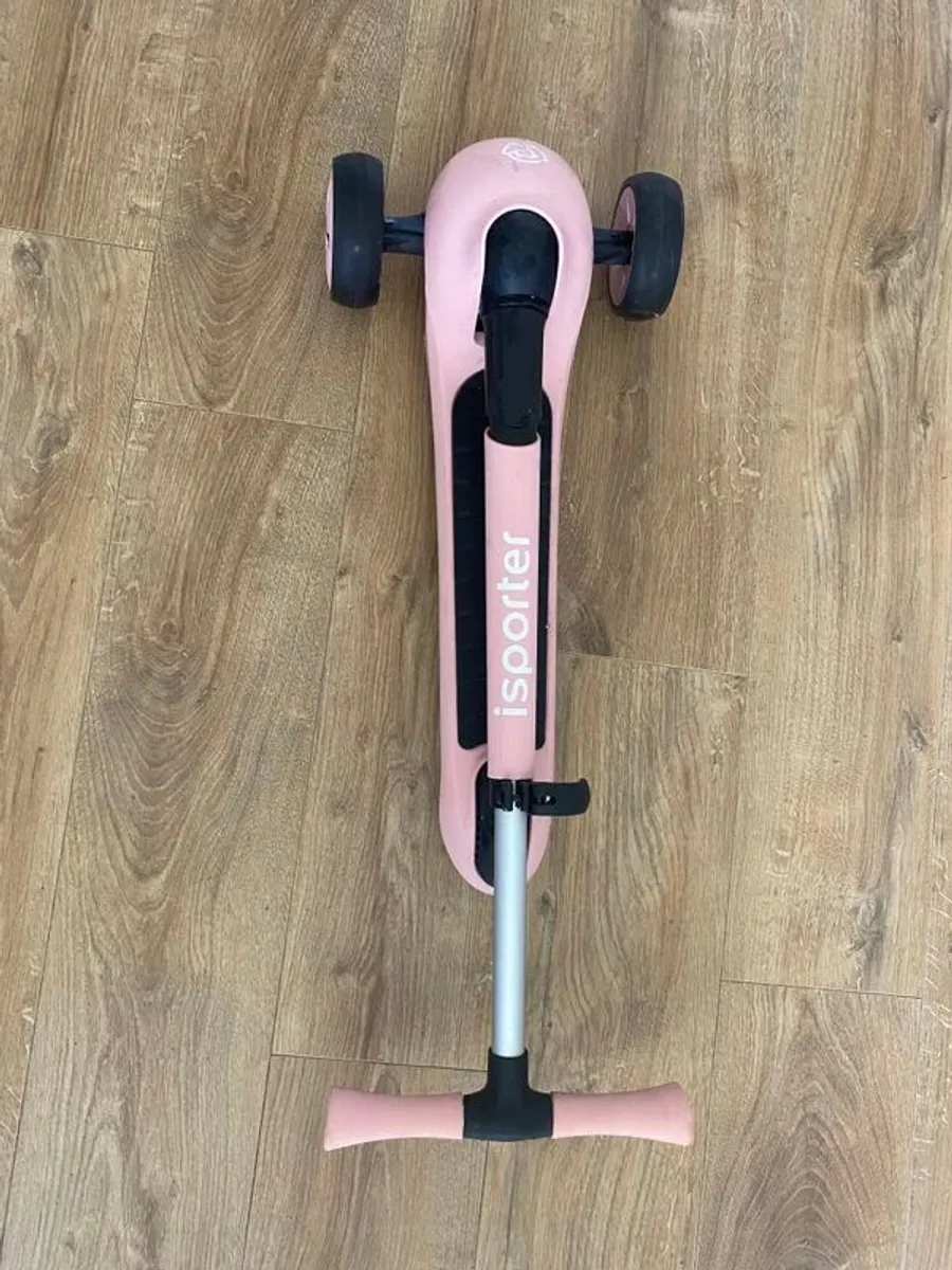 iSporter Deluxe Folding Scooter with RGB Lights Pink - Image 2