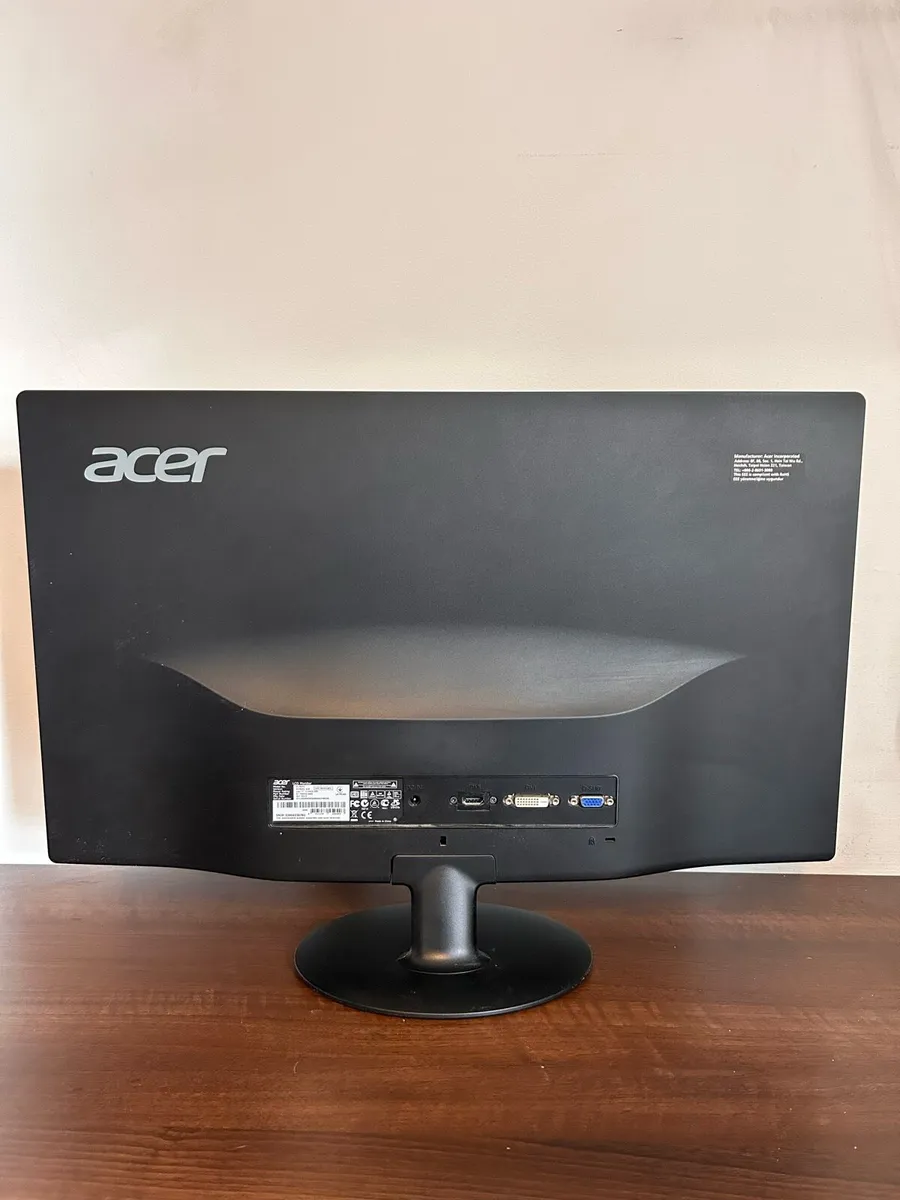 2x 24” Acer monitors 1080p 60hz - Image 4