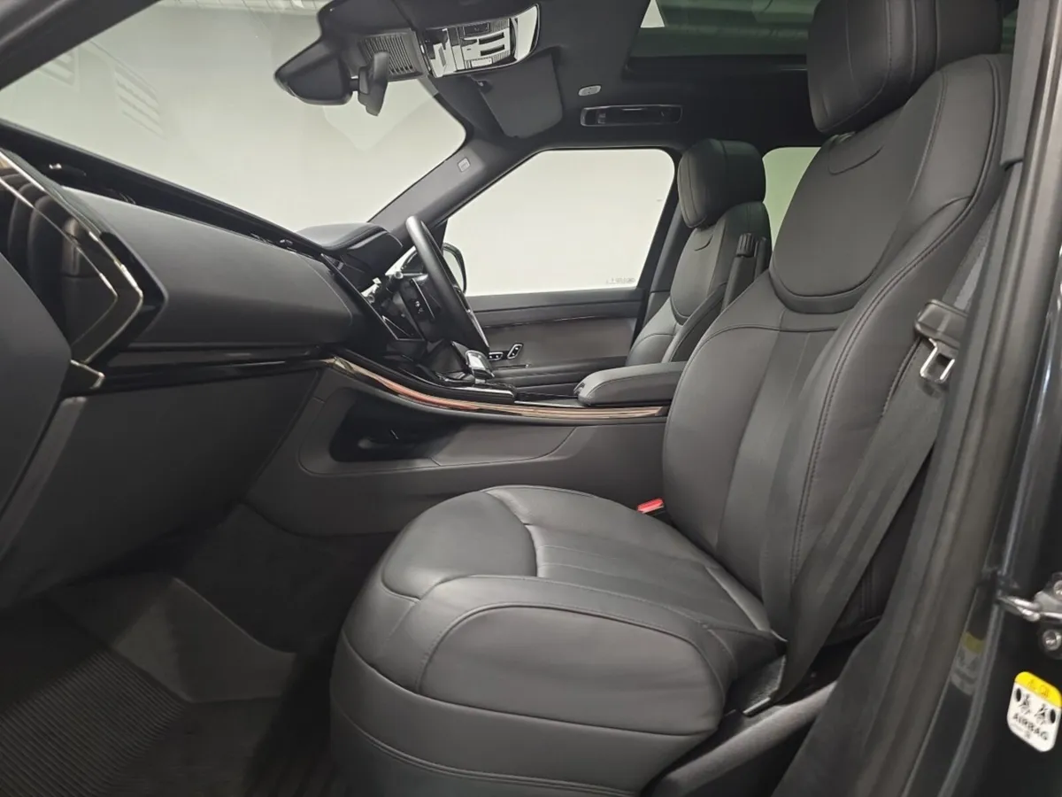 Land Rover Range Rover Sport Diesel Estate Dynamic - Image 3