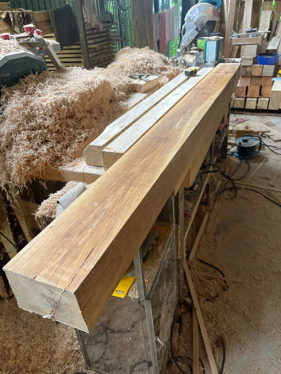 Oak mantle - Image 1