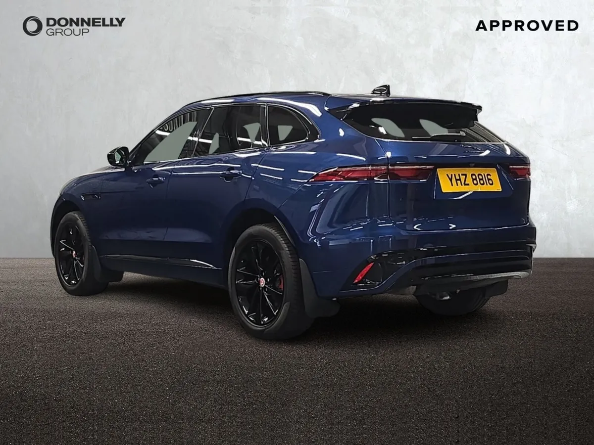 Jaguar F-pace F-Pace Estate Special Editions R-Dyn - Image 2