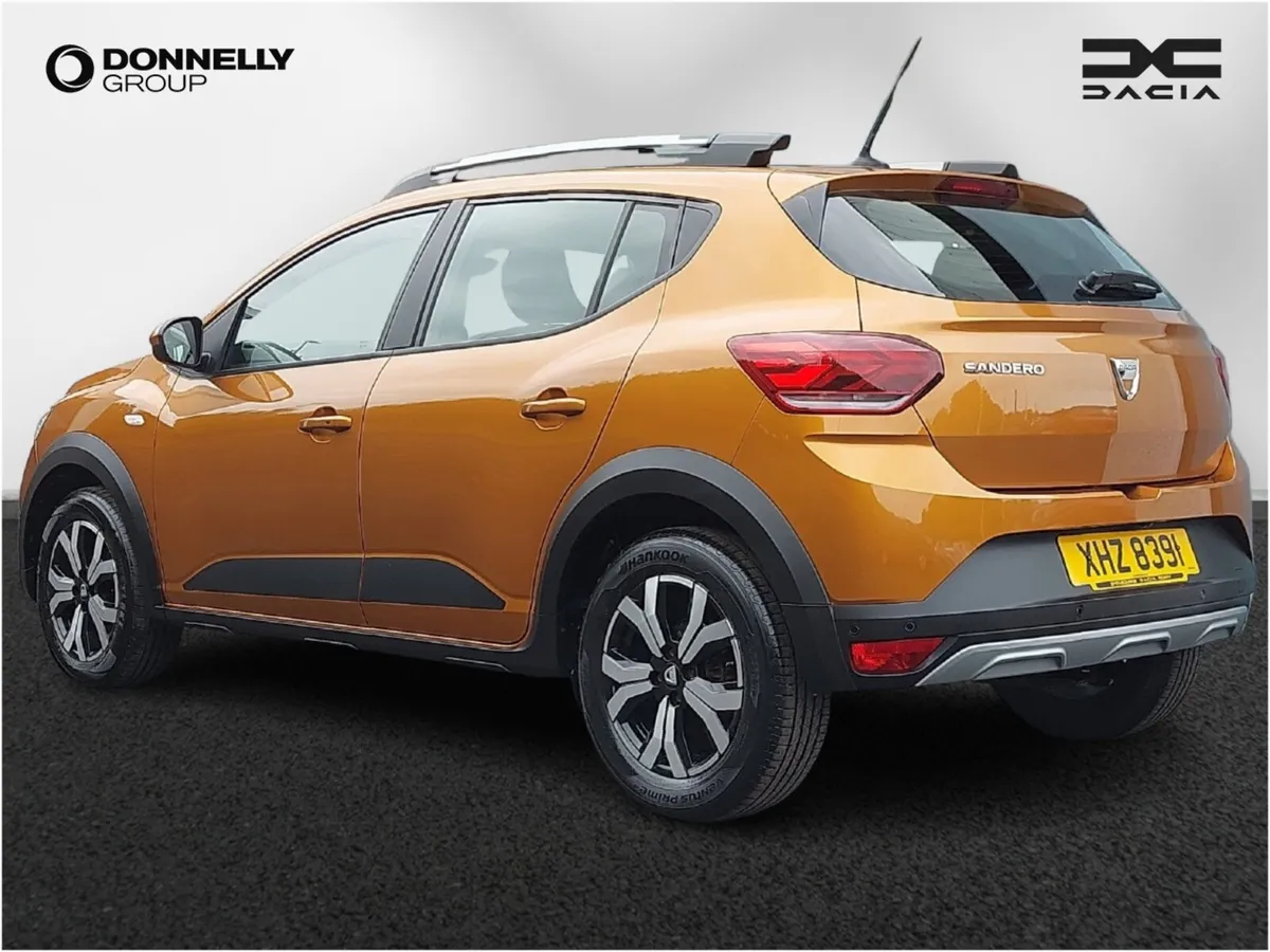 Dacia Sandero Stepway Hatchback Prestige - Image 2