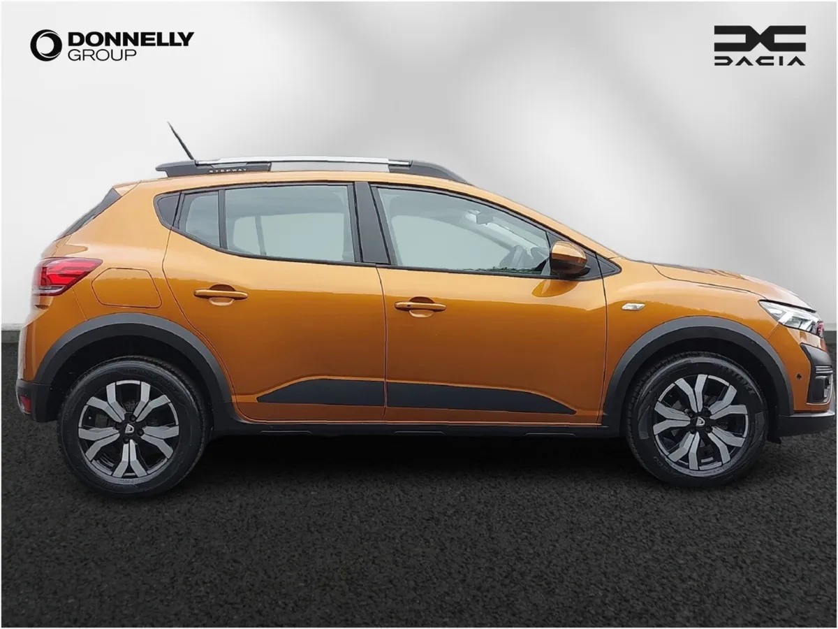 Dacia Sandero Stepway Hatchback Prestige - Image 3