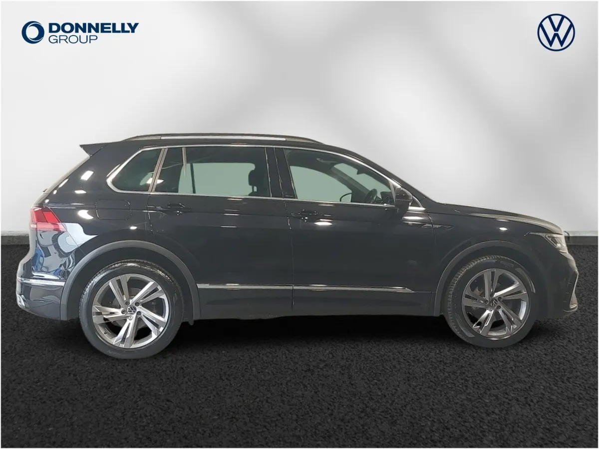 Volkswagen Tiguan Estate Special Edition R-Line Ed - Image 4