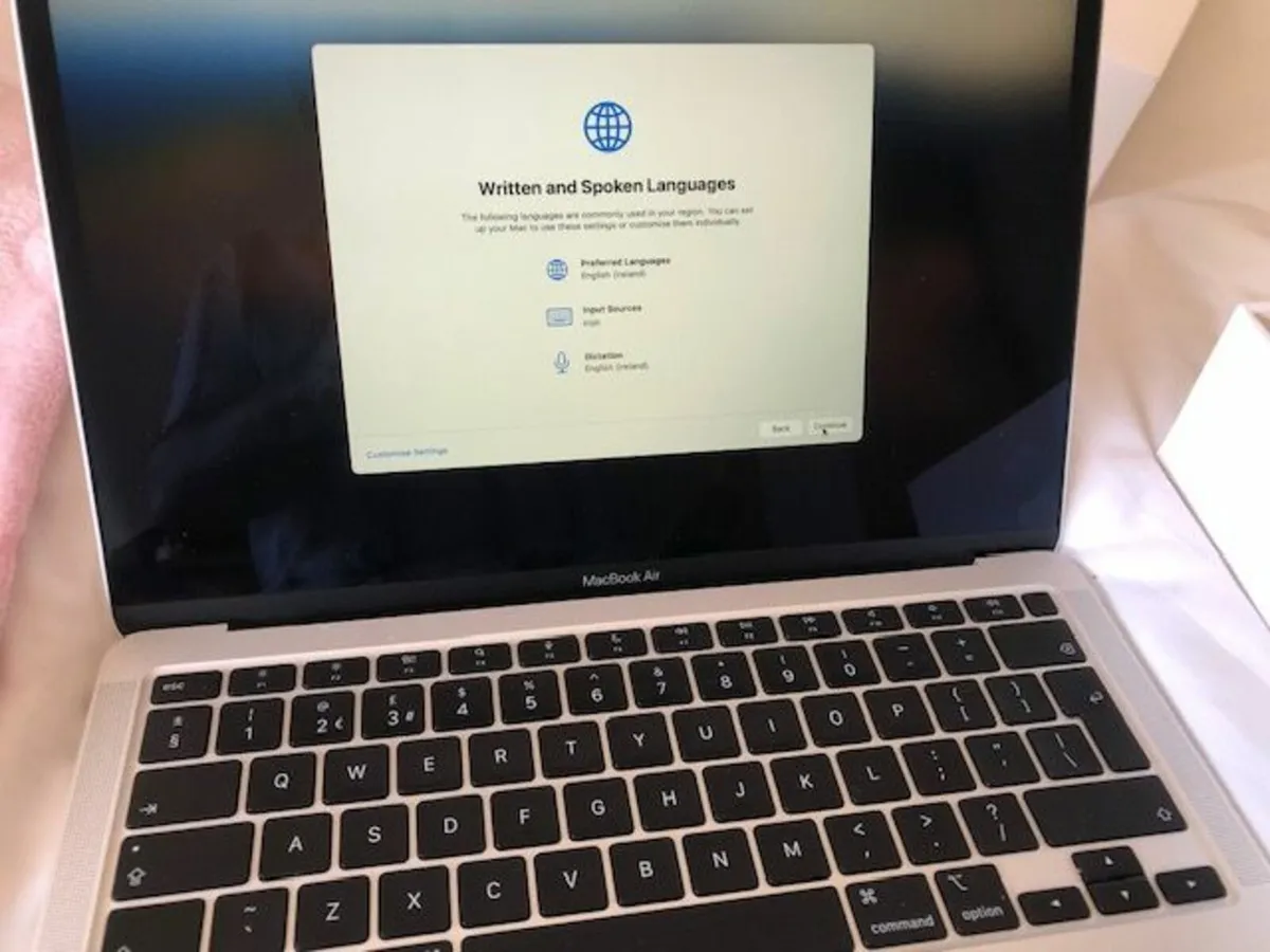 MacBook Air - Image 1