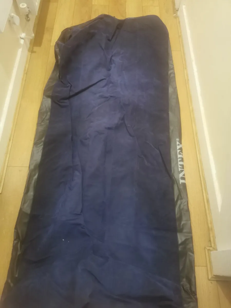 Air bed (Intex) - Image 1