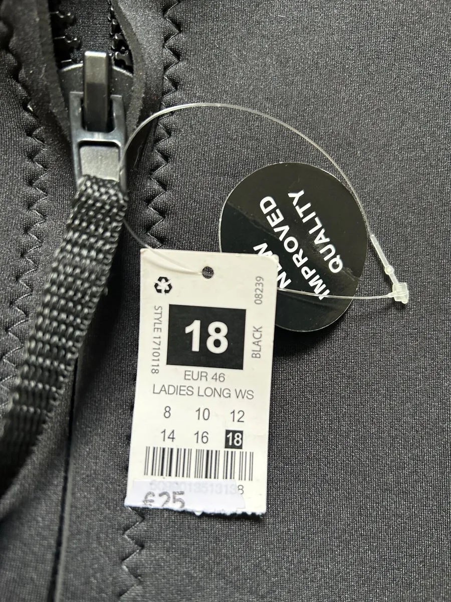 TWO SIZE 18 WETSUITS  Never been used. - Image 3