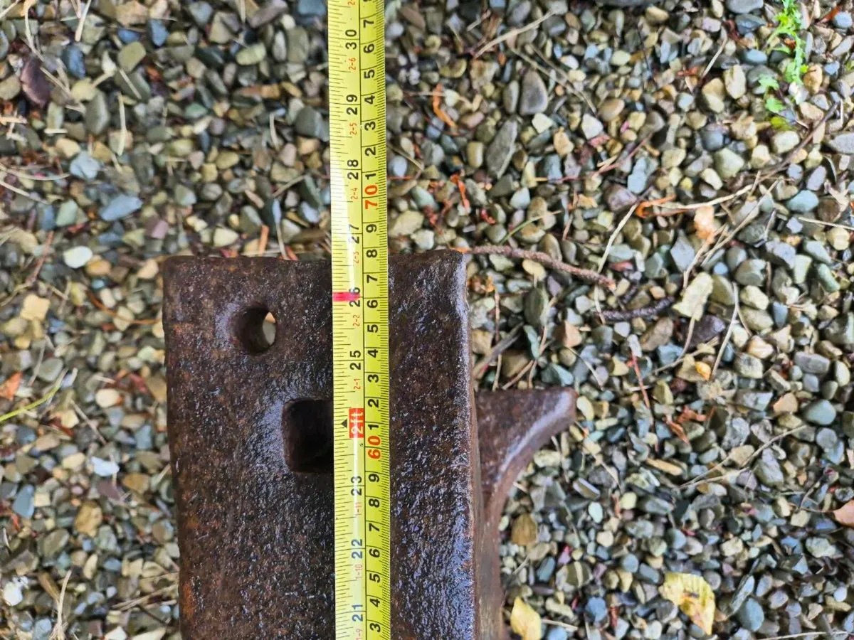 Blacksmiths Anvil - Image 4